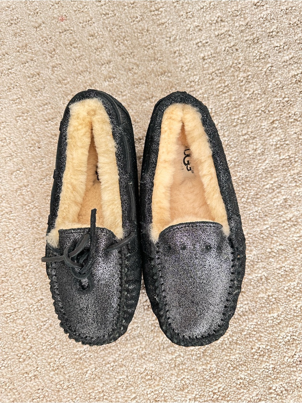 Ugg Girls Dakota loafers 13